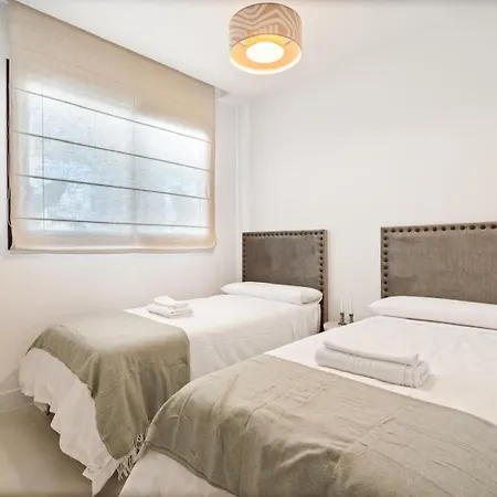 New Build 2bedroom With The Small Private Garden