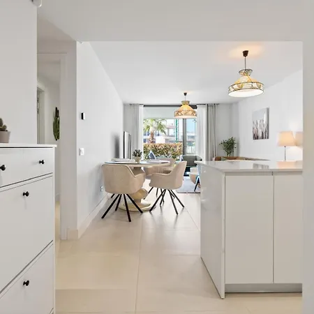 New Build 2bedroom With The Small Private Garden