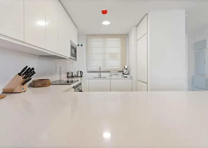 New Build 2bedroom With The Small Private Garden * Fuengirola