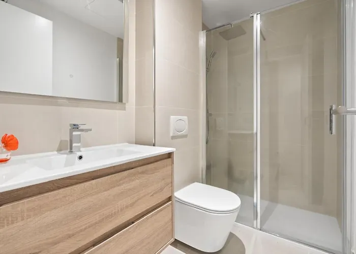 New Build 2bedroom With The Small Private Garden Fuengirola