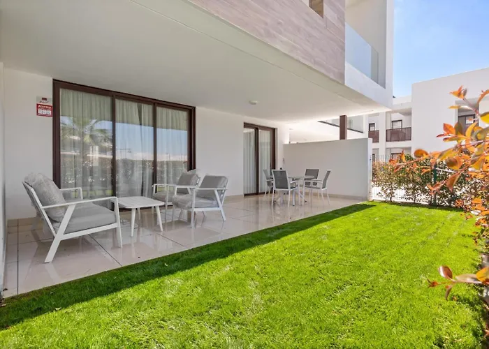 New Build 2bedroom With The Small Private Garden *